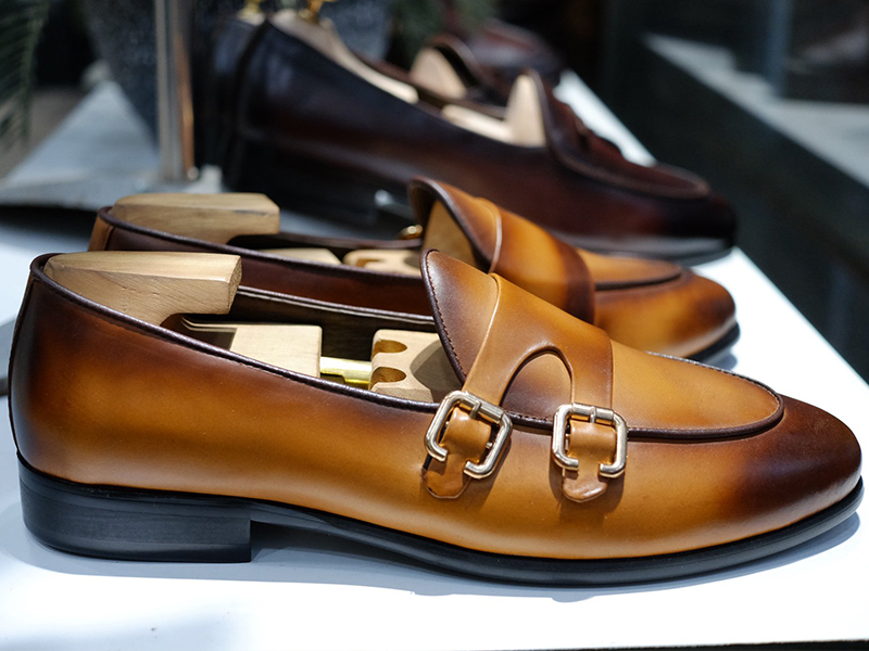 4 loại giày da lười đẹp được người nổi tiếng “săn đón”